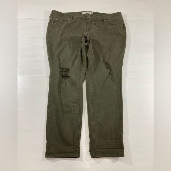Torrid Women’s 22R Olive Green Boyfriend Jeans Distressed Straight Leg Grunge - Picture 2 of 13